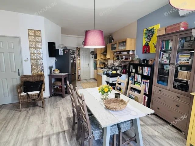 Eladó lakás Kecskemét, Belváros 89 nm