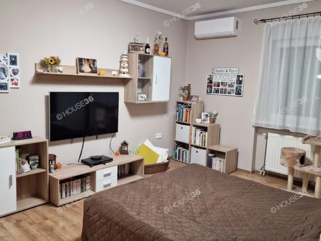 Eladó ház Kecskemét, Hunyadiváros 140 nm