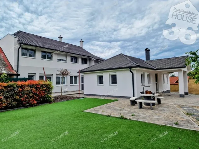 Eladó ház Balatonboglár 540 nm