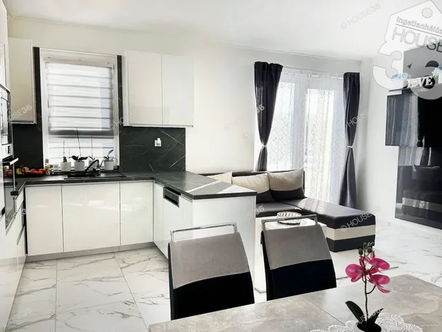 Eladó ház Kecskemét, Kisfái 105 nm