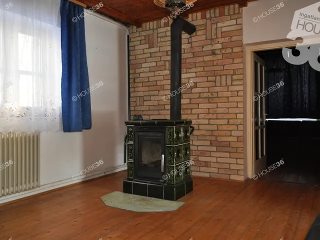 Eladó mezőgazdasági ingatlan Nyárlőrinc 90 nm