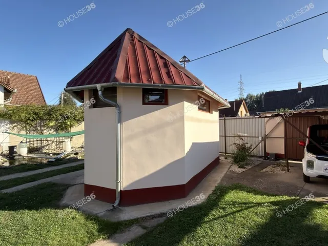 Eladó ház Kecskemét, Szeleifalu 225 nm