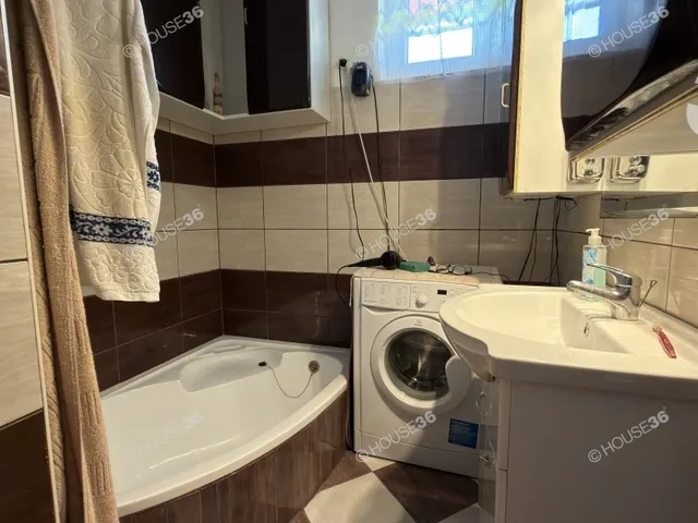 Eladó ház Kecskemét, Szeleifalu 225 nm