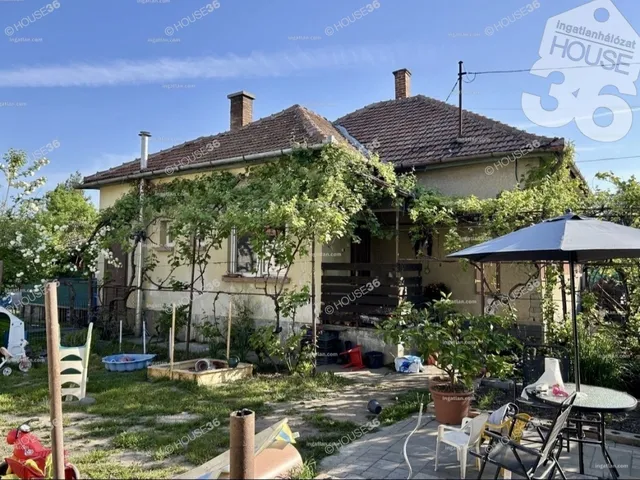 Eladó ház Kiskunfélegyháza 64 nm