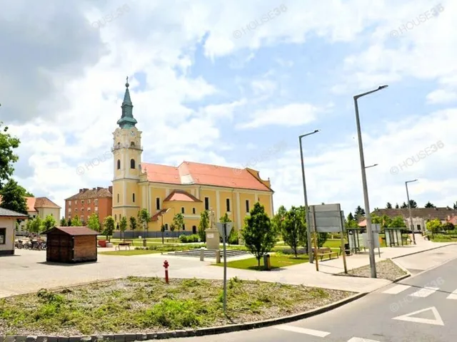 Eladó ház Kiskunmajsa 240 nm