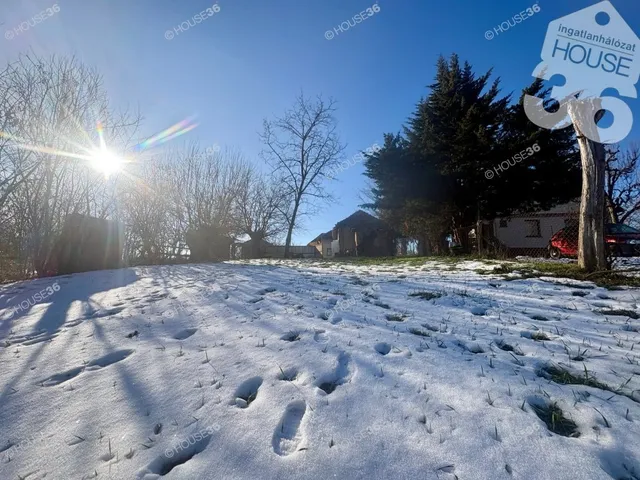 Eladó ház Tiszaug 75 nm