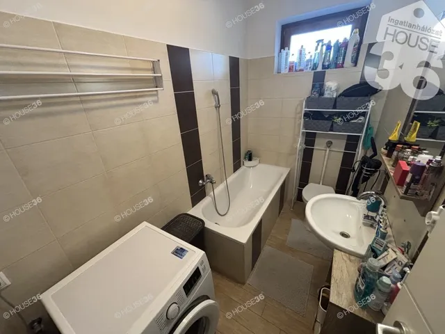 Eladó ház Kecskemét, Kadafalva 99 nm