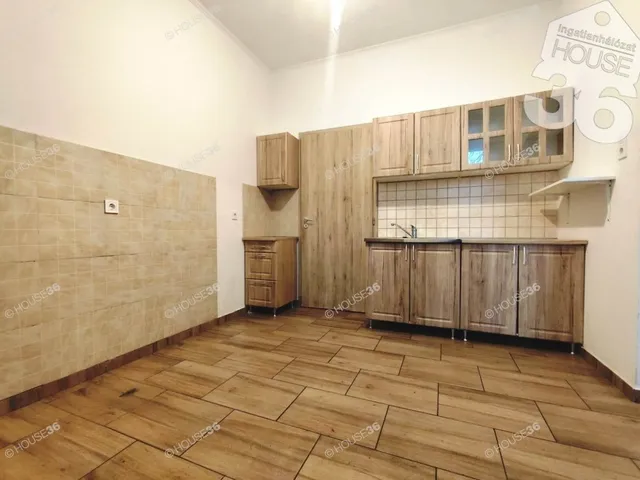 Eladó lakás Kecskemét, Hunyadiváros 53 nm