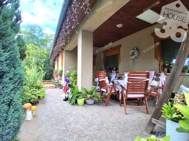 Eladó ház Kecskemét 200 nm