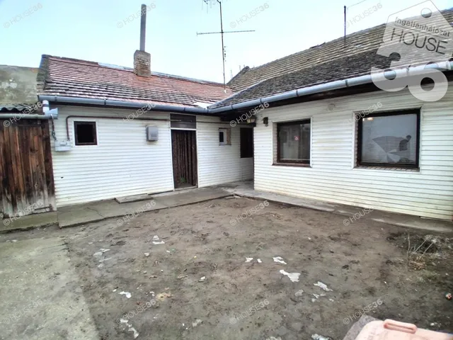 Eladó ház Kecskemét 70 nm