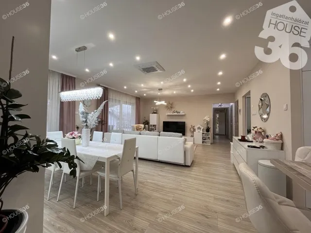 Eladó ház Kecskemét, Petőfiváros 120 nm