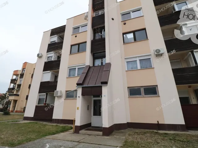 Eladó lakás Kiskőrös 61 nm