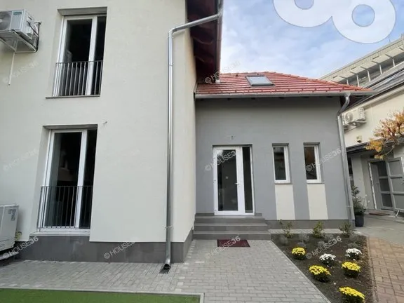 Eladó lakás Kecskemét, Belváros 109 nm