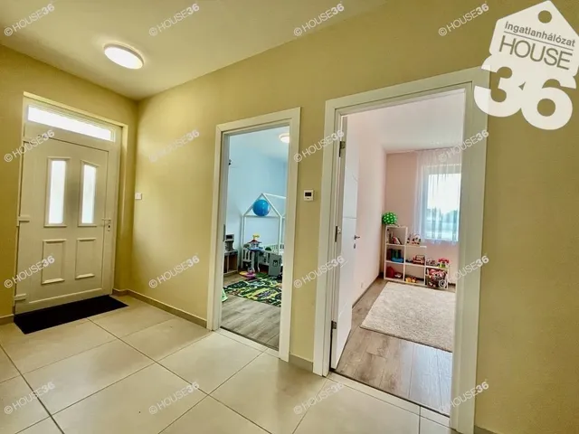 Eladó ház Tiszakécske 101 nm