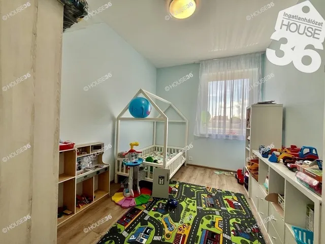 Eladó ház Tiszakécske 101 nm