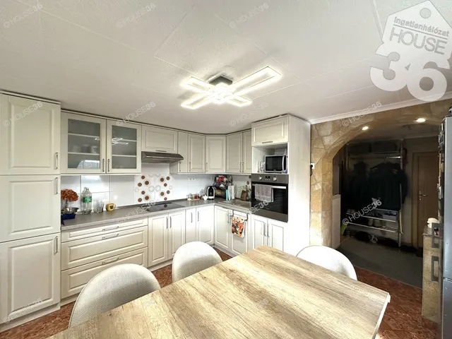 Eladó mezőgazdasági ingatlan Kiskunfélegyháza 92 nm