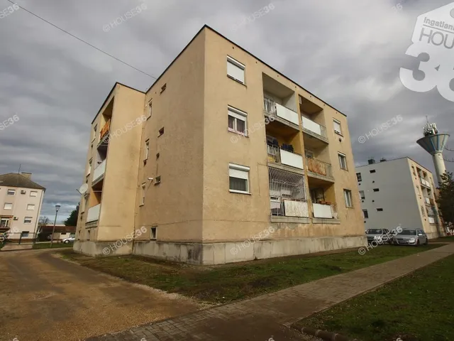 Eladó lakás Kiskőrös 53 nm