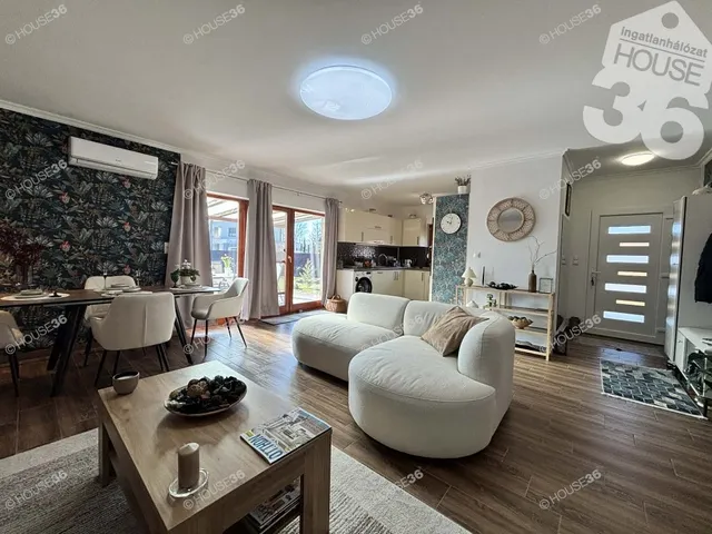 Eladó ház Kecskemét, Kadafalva 93 nm