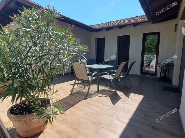 Eladó ház Kecskemét, Alsószéktó 150 nm