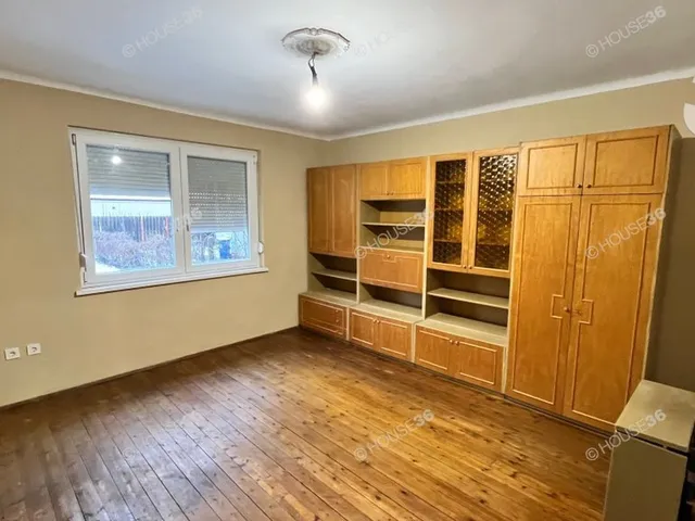 Eladó ház Kecskemét, Petőfiváros 62 nm