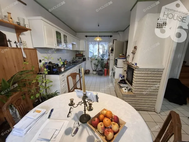 Eladó ház Budapest II. kerület 98 nm