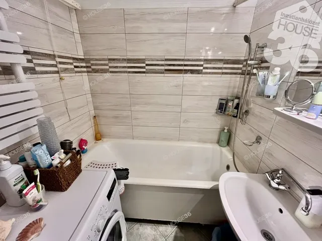 Eladó lakás Kecskemét, Belváros 63 nm