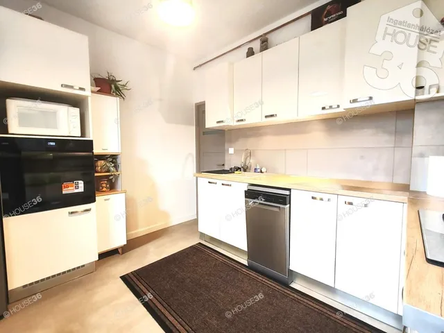 Eladó lakás Kecskemét, Hunyadiváros 61 nm