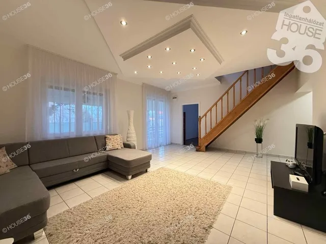 Eladó ház Kerekegyháza 179 nm