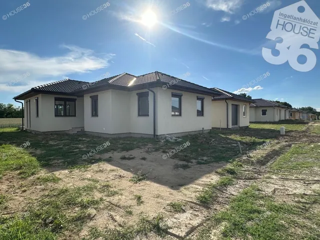 Eladó ház Kecskemét 96 nm