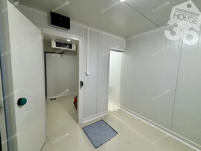 Eladó kereskedelmi és ipari ingatlan Kiskunfélegyháza 19 nm