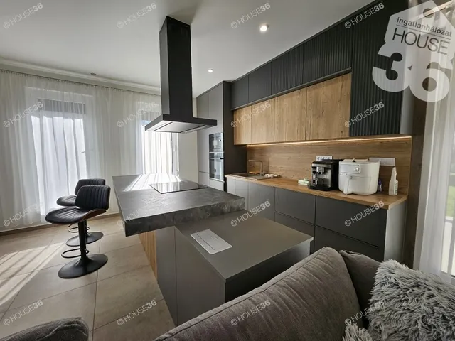 Eladó ház Kecskemét 140 nm