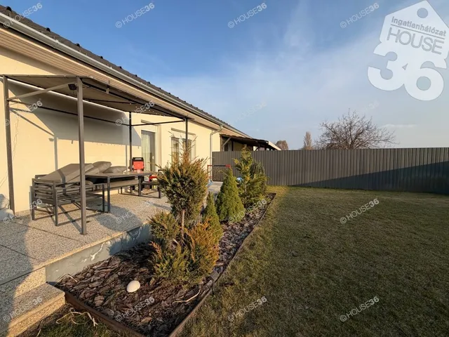 Eladó ház Kecskemét 75 nm