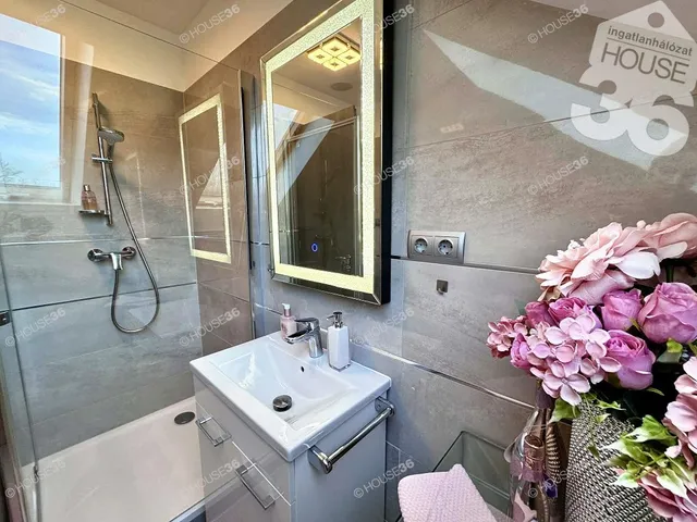 Eladó ház Kecskemét, Katonatelep 440 nm