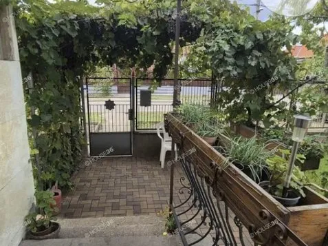 Eladó ház Kecskemét, Műkertváros 90 nm