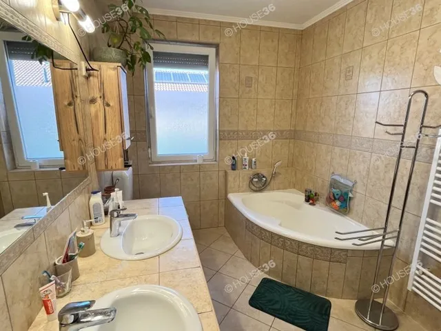 Eladó ház Kecskemét, Kadafalva 110 nm