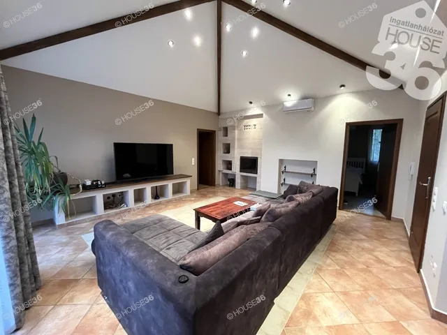 Eladó ház Kecskemét, Kadafalva 172 nm