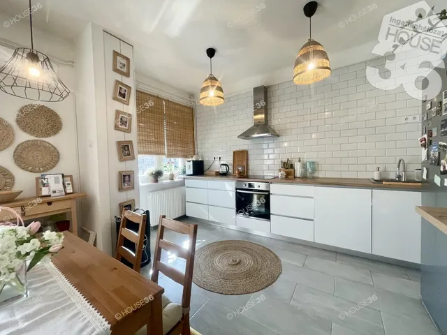 Eladó lakás Kecskemét, Belváros 70 nm