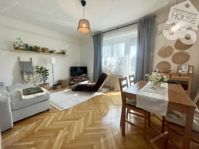Eladó lakás Kecskemét, Belváros 70 nm