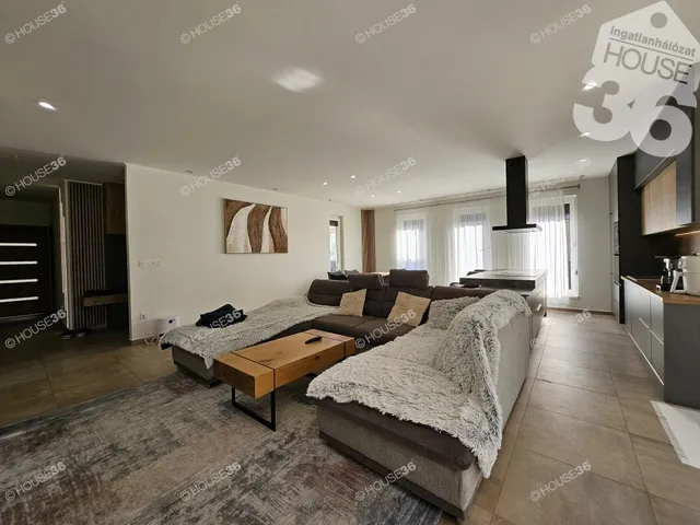 Eladó ház Kecskemét 140 nm