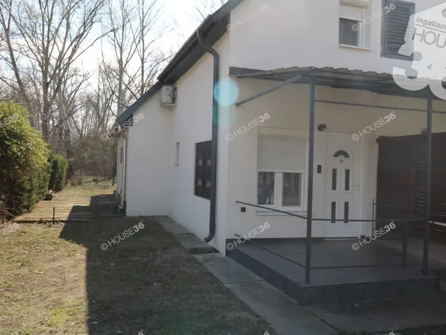 Eladó üdülő és hétvégi ház Soltvadkert 25 nm