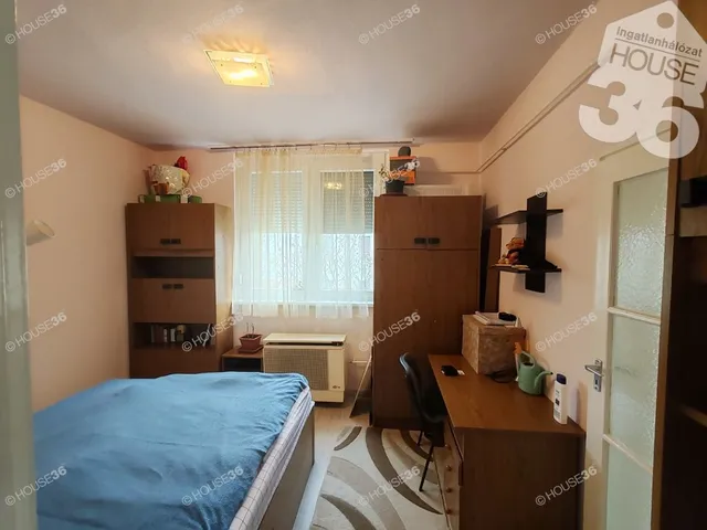 Eladó lakás Kecskemét, Hunyadiváros 52 nm