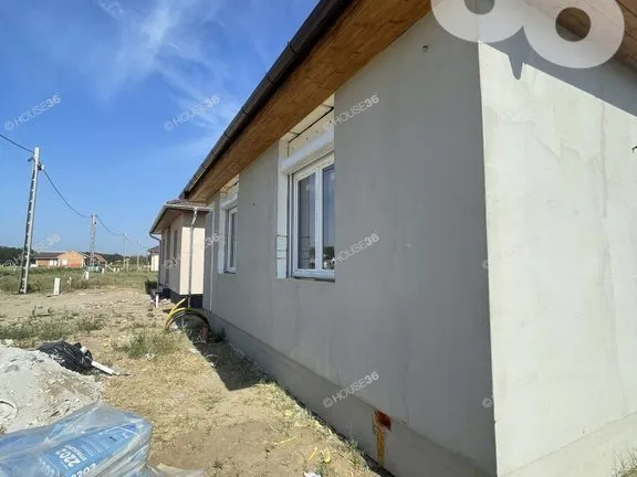 Eladó ház Helvécia 75 nm