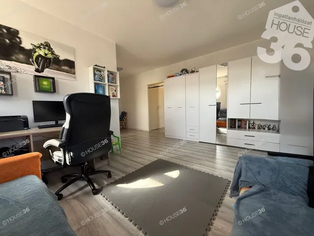 Eladó lakás Kecskemét, Műkertváros 61 nm