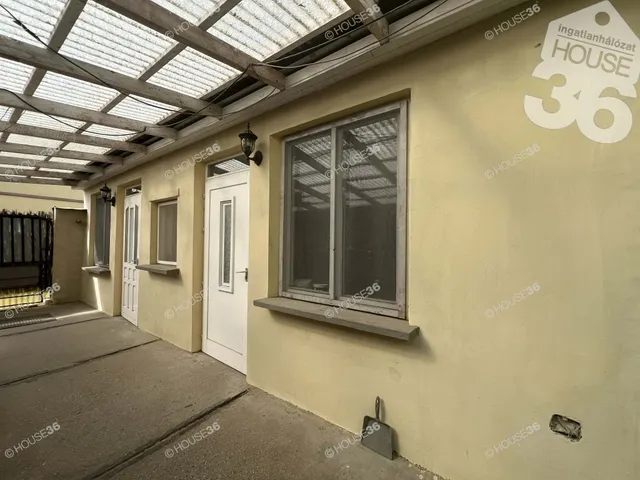 Eladó ház Kecskemét, Hunyadiváros 81 nm