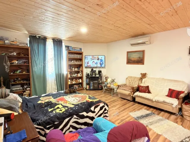 Eladó ház Kunszállás 77 nm