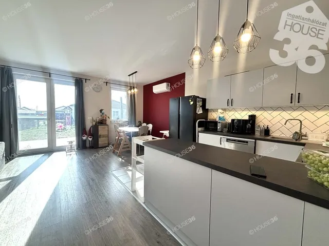 Eladó ház Helvécia 92 nm