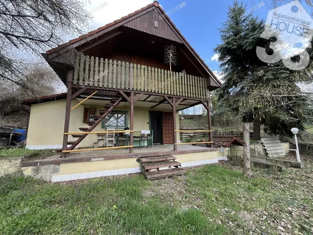 Eladó üdülő és hétvégi ház Solt 33 nm