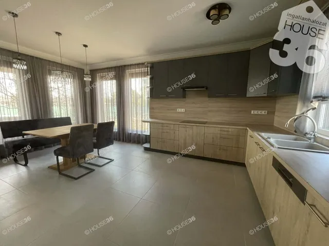 Eladó ház Kecskemét 167 nm