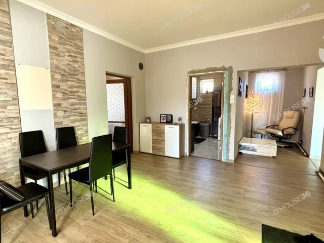 Eladó ház Jászszentlászló 106 nm