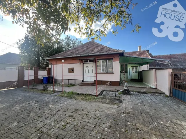 Eladó ház Akasztó 80 nm